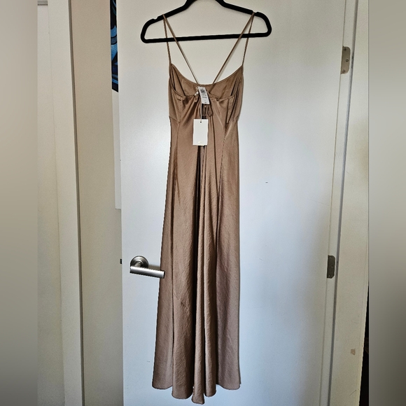 NWT // Wilfred Landscape Dress - Gold Camel - Picture 6 of 12